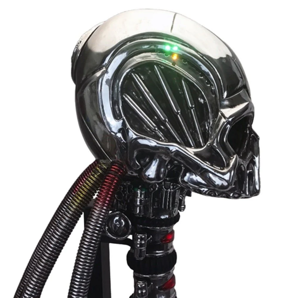 Star Trek: First Contact Borg Queen Skull Signature Edition Prop Replica - Image 4