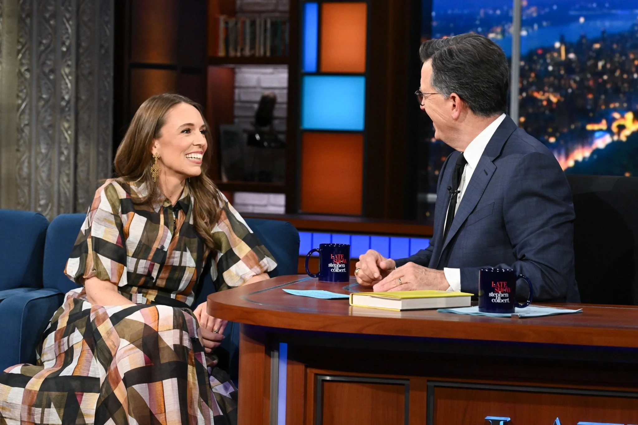 The Late Show with Stephen Colbert Official Mug - Image 5