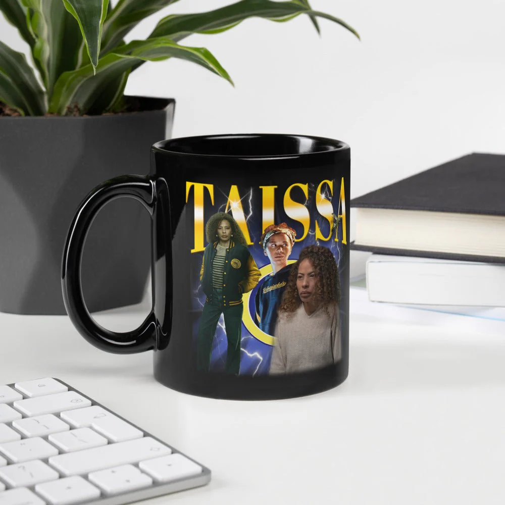 Yellowjackets Taissa Heartthrob Black Glossy Mug - Image 3